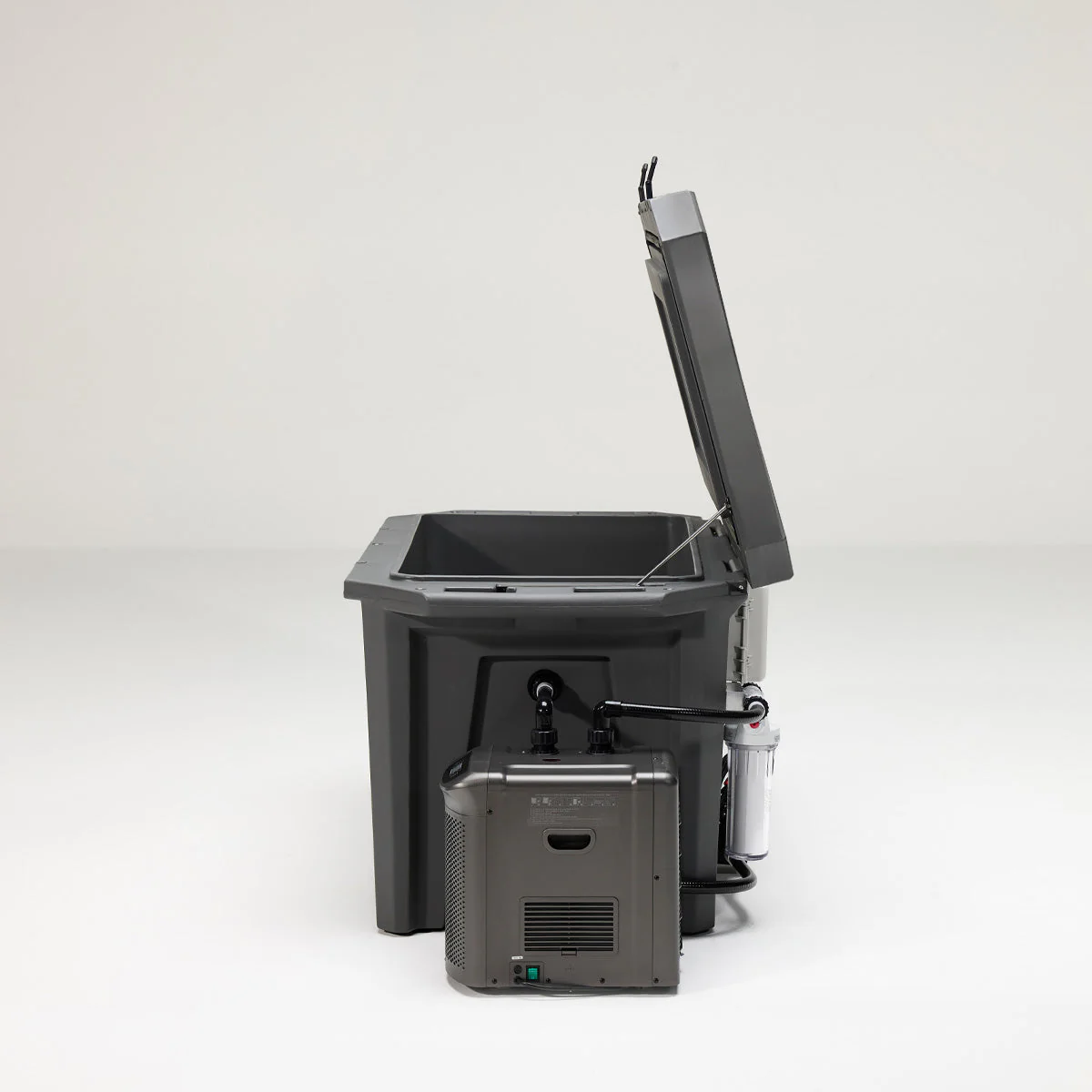 The Desert Plunge Exclusive Cold Plunge Tub - 1/4 horsepower - Stealth Gray - Image 4