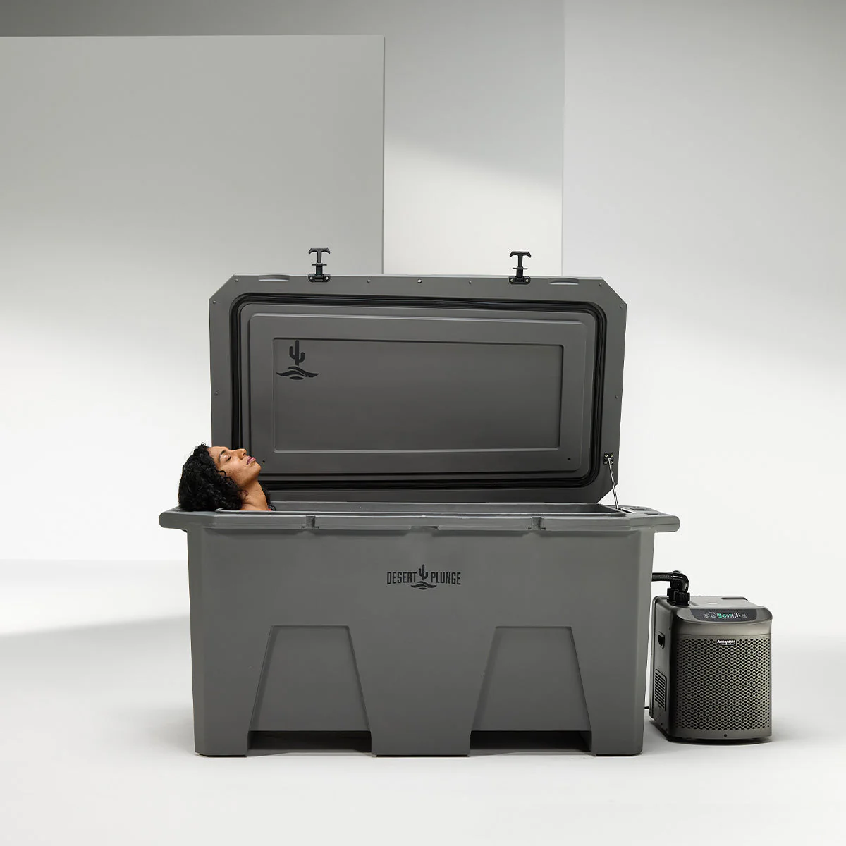 The Desert Plunge Exclusive Cold Plunge Tub - 1/4 horsepower - Stealth Gray - Image 6