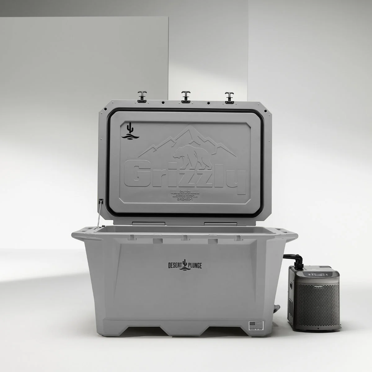 The Wide Grizzly 450 Cold Plunge Tub - 1/4 Horsepower - Gray